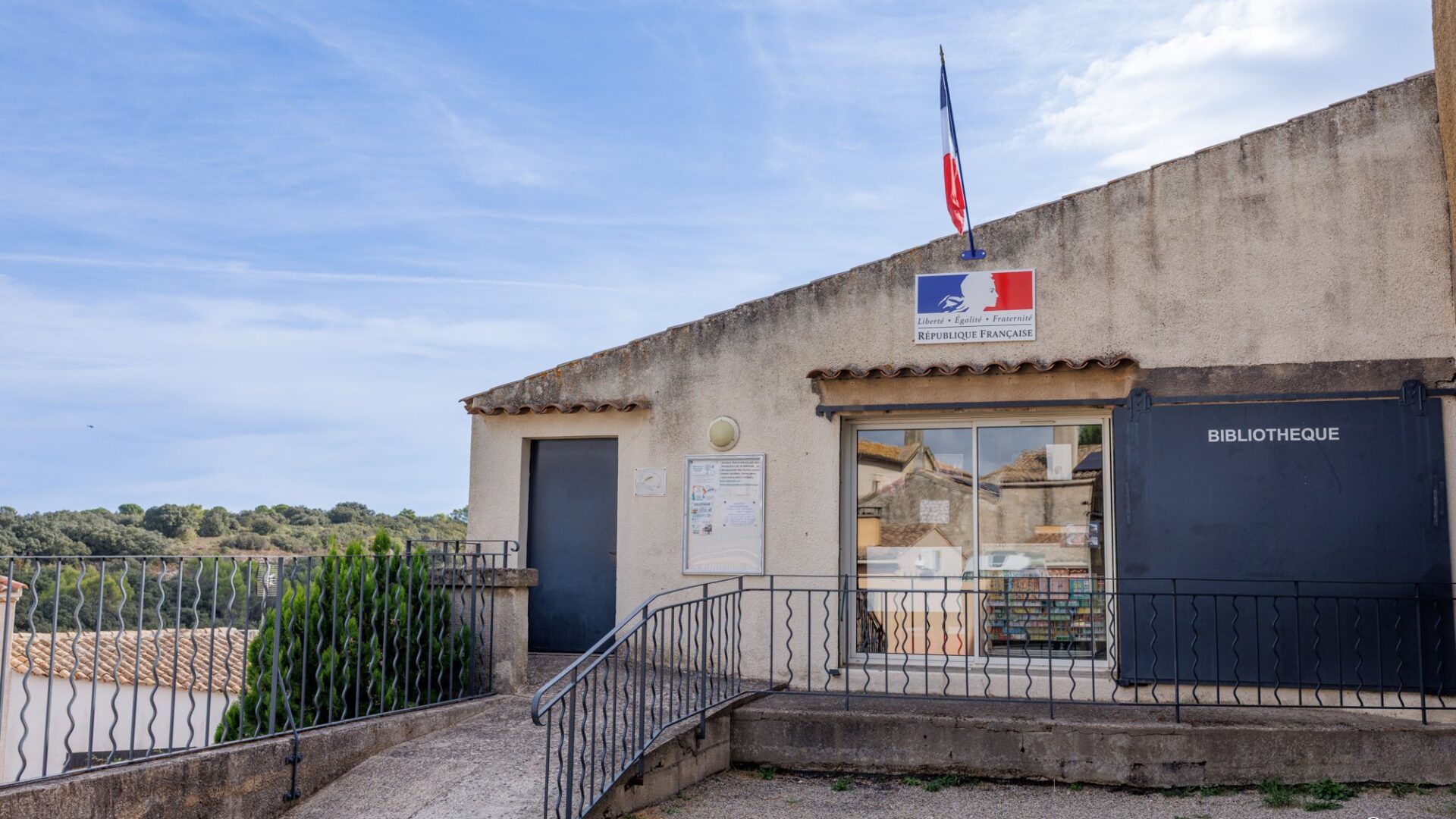 Bibliothèque municipale à Poulx