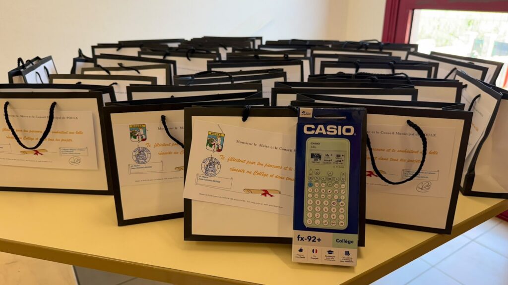 Calculatrices offertes aux élèves de CM2