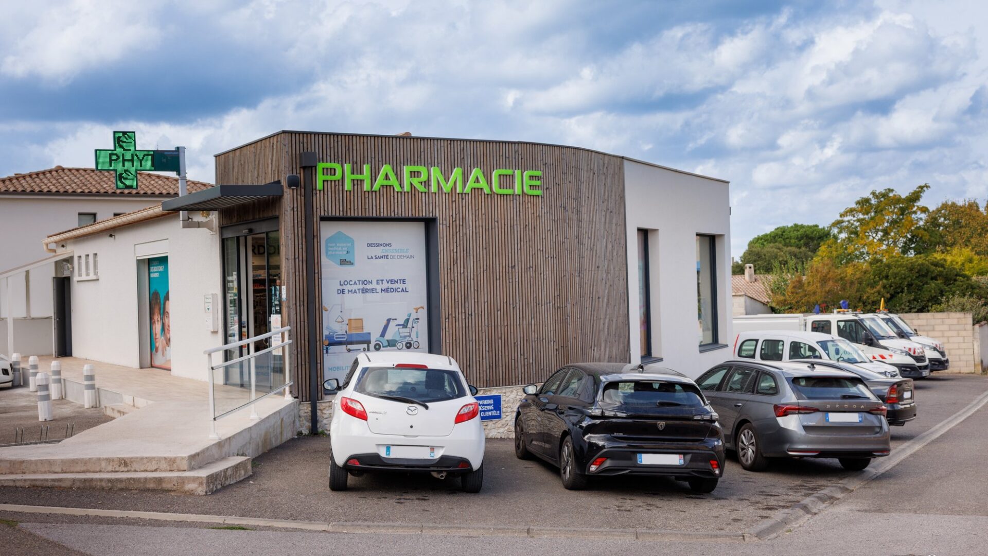 Pharmacie à Poulx
